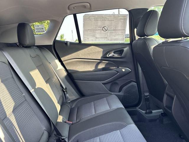 2025 Chevrolet Trax Vehicle Photo in GREELEY, CO 80634-4125