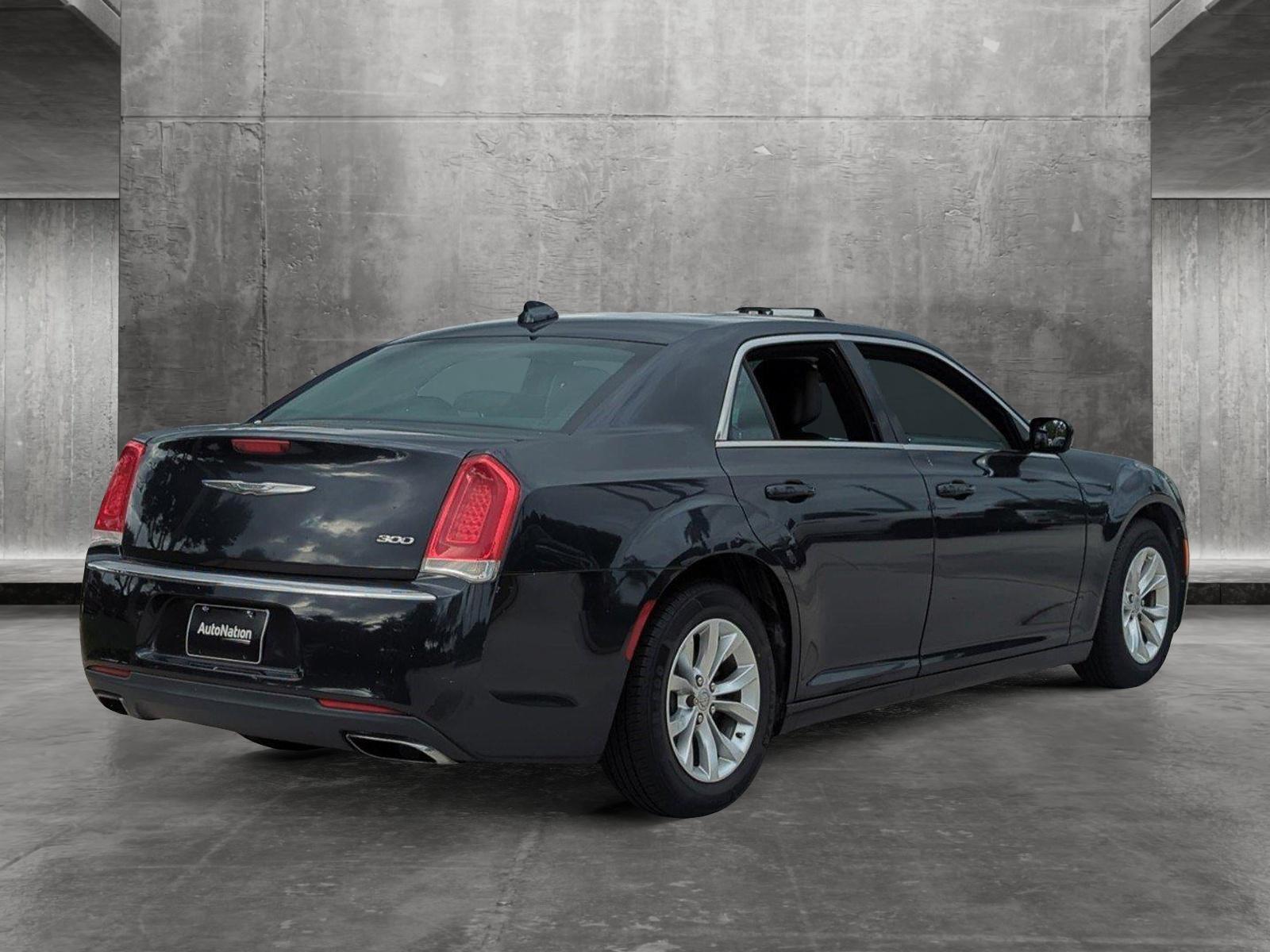 2016 Chrysler 300 Vehicle Photo in Pembroke Pines, FL 33027