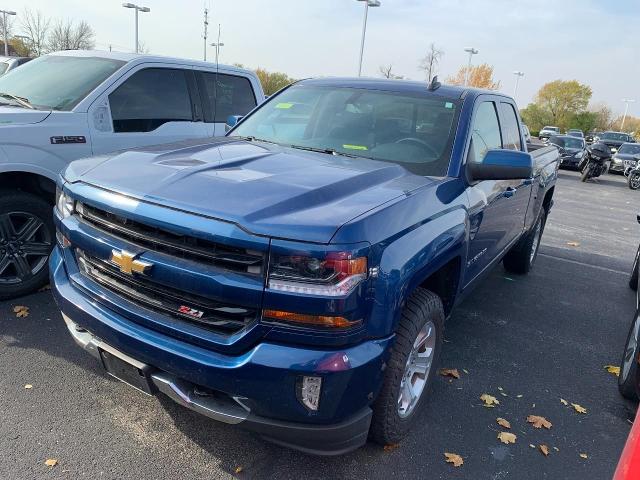 2017 Chevrolet Silverado 1500 Vehicle Photo in APPLETON, WI 54914-4656