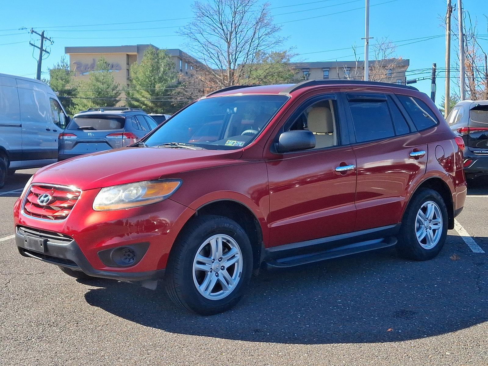 2010 Hyundai SANTA FE Vehicle Photo in Trevose, PA 19053