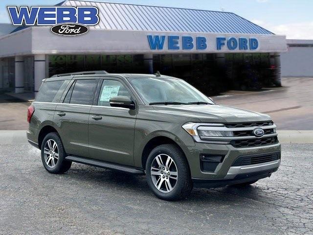 2024 Ford Expedition Vehicle Photo in Highland, IN 46322