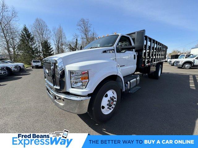2025 Ford F-750 Vehicle Photo in Doylestown, PA 18902