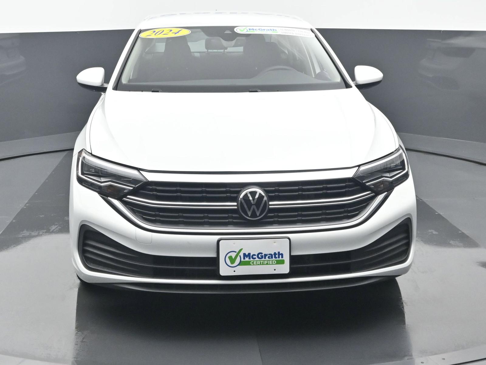 2024 Volkswagen Jetta Vehicle Photo in Marion, IA 52302