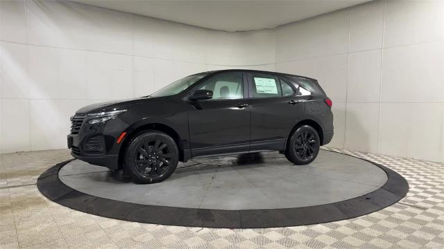 2024 Chevrolet Equinox Vehicle Photo in JOLIET, IL 60435-8135