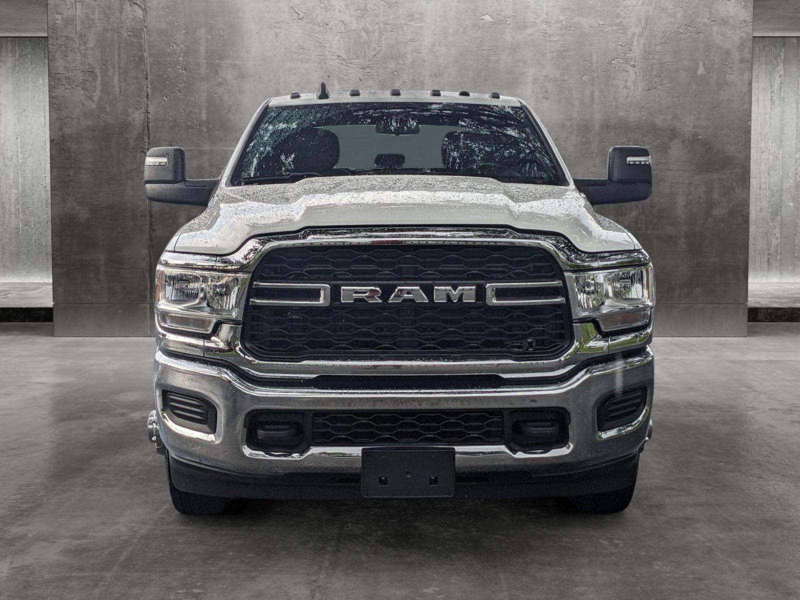 2024 Ram 3500 Vehicle Photo in WEST PALM BEACH, FL 33407-3296