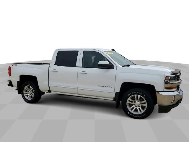 Used 2018 Chevrolet Silverado 1500 LT with VIN 3GCUKREC6JG300562 for sale in Quincy, IL