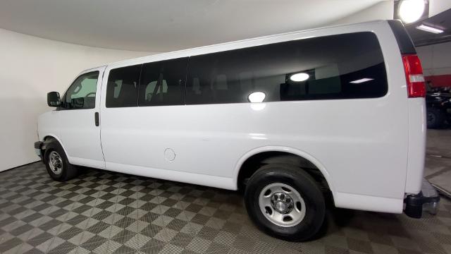 2018 Chevrolet Express Passenger Vehicle Photo in ALLIANCE, OH 44601-4622