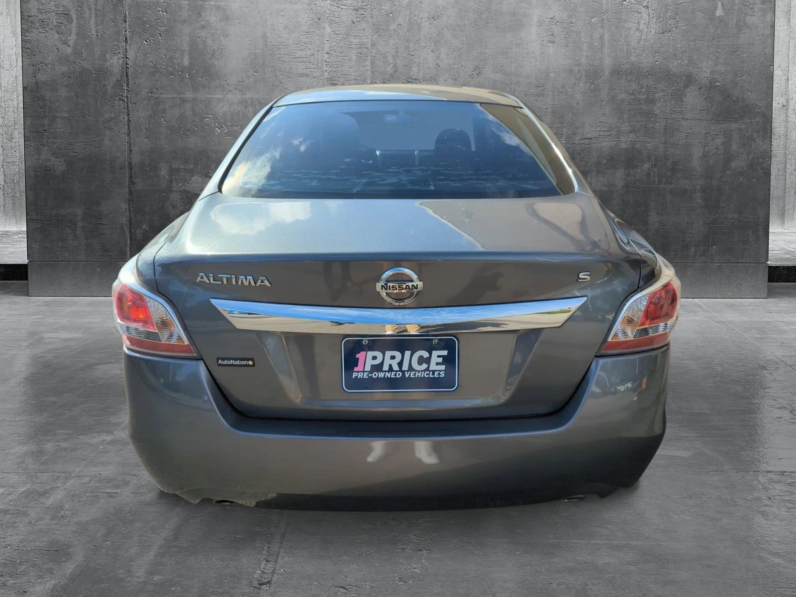 2015 Nissan Altima Vehicle Photo in Memphis, TN 38125