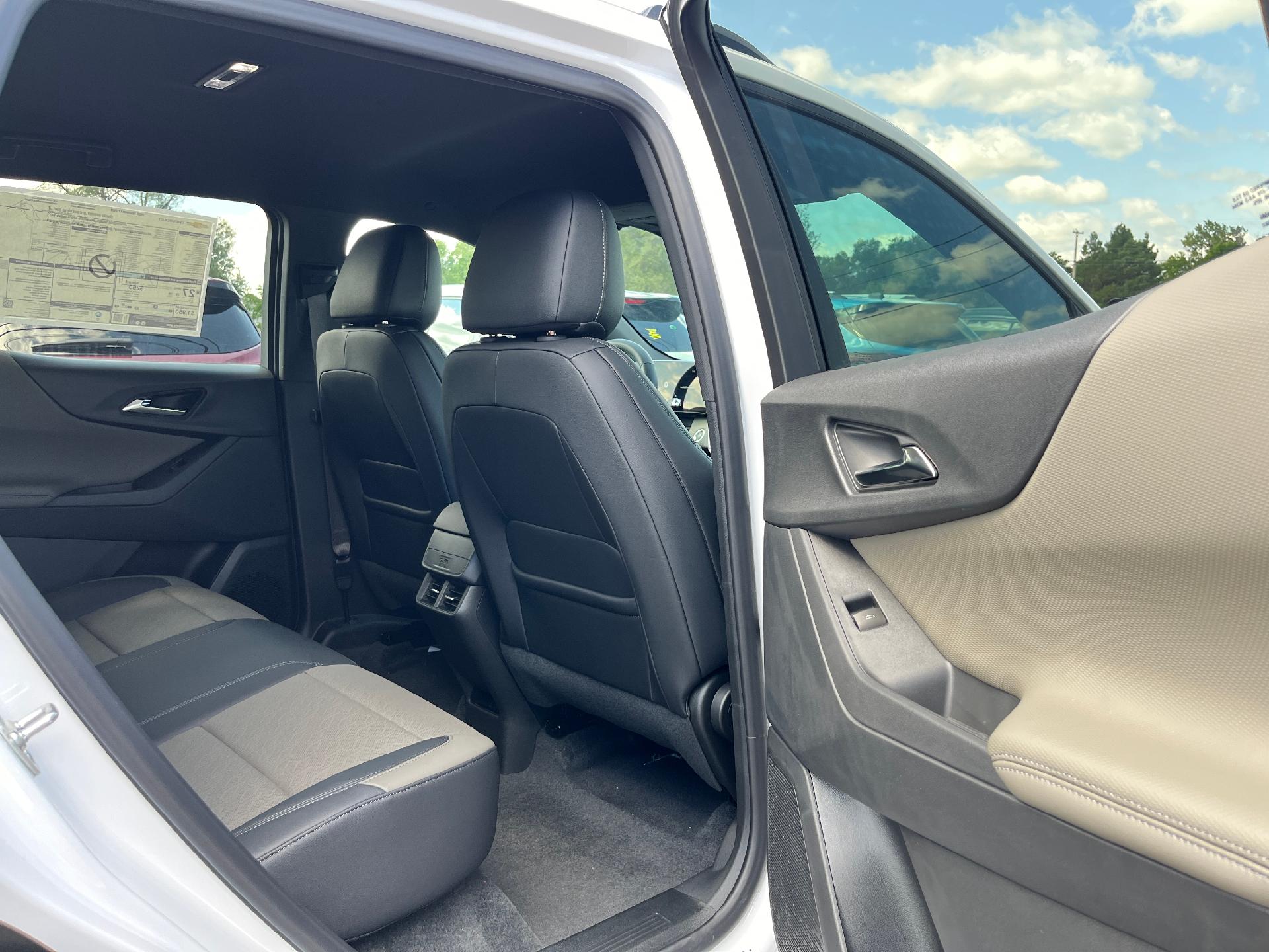 2025 Chevrolet Equinox Vehicle Photo in CLARE, MI 48617-9414