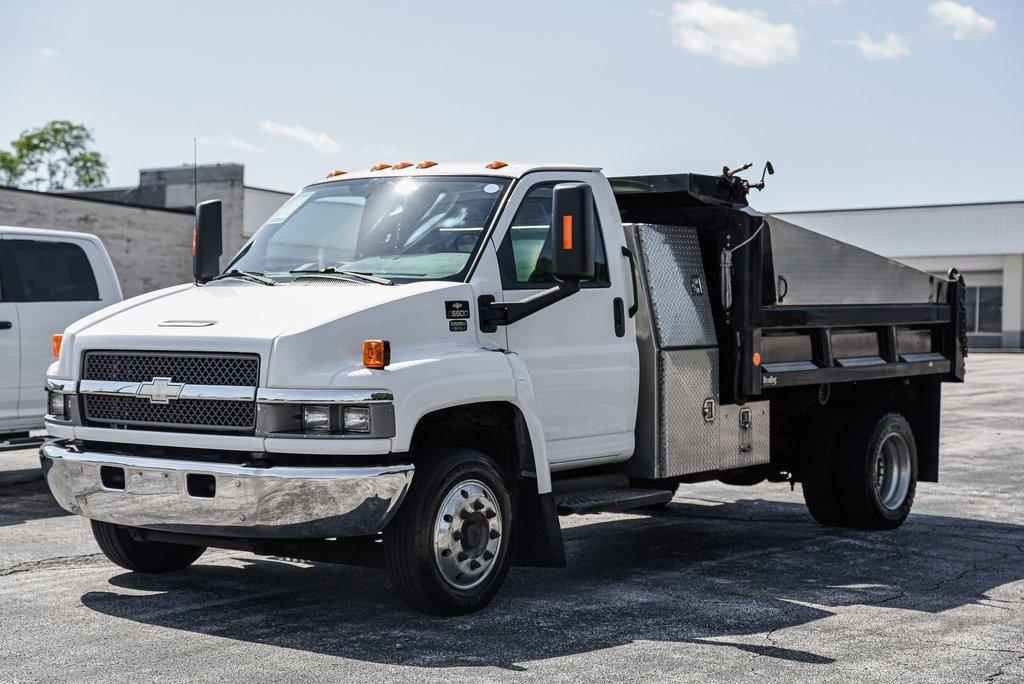 2009 Chevrolet CC5500 Vehicle Photo in AKRON, OH 44320-4088