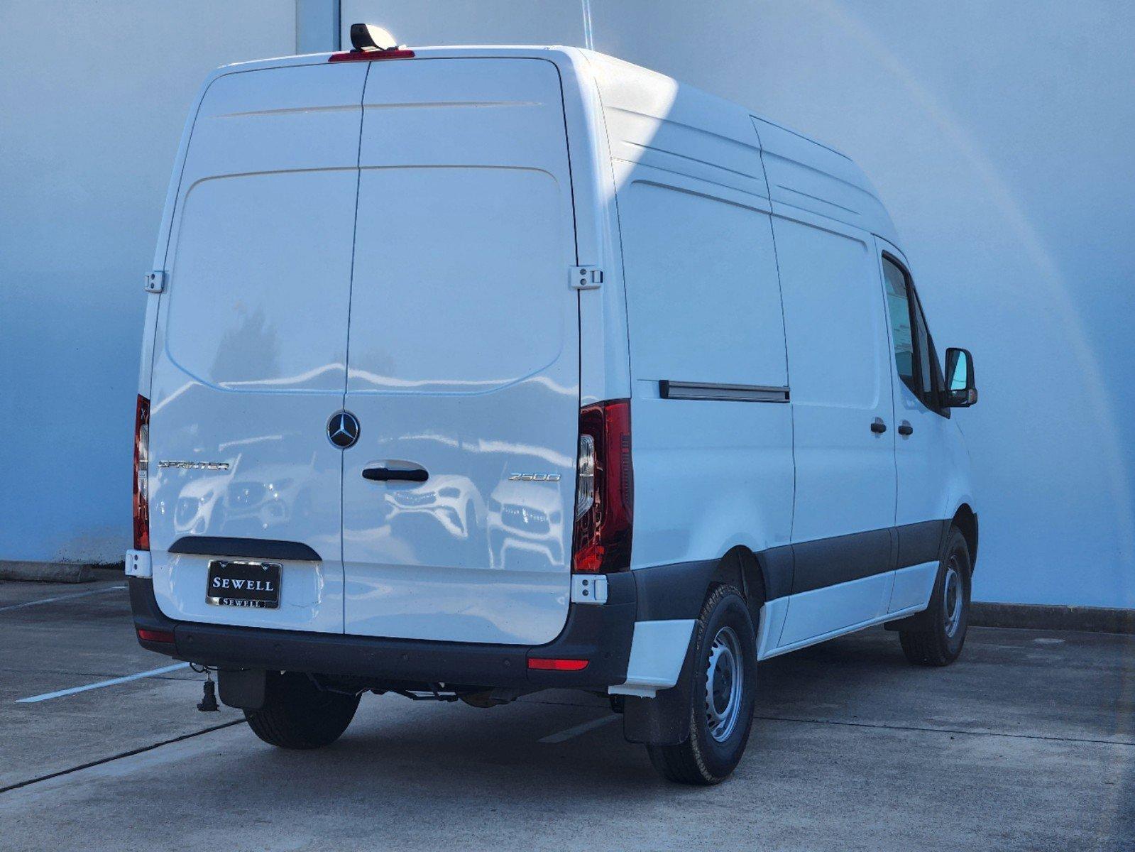 2024 Mercedes-Benz Sprinter Cargo Van Vehicle Photo in HOUSTON, TX 77079