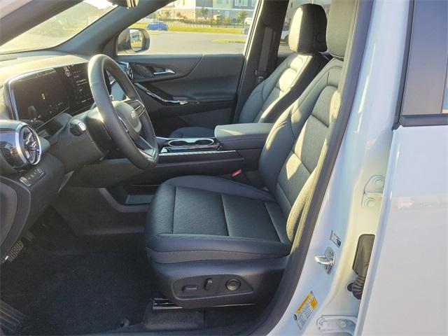 2025 Chevrolet Equinox Vehicle Photo in LEWES, DE 19958-4935