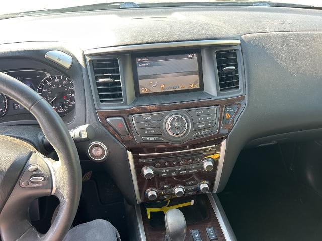 2014 Nissan Pathfinder Vehicle Photo in Denison, TX 75020