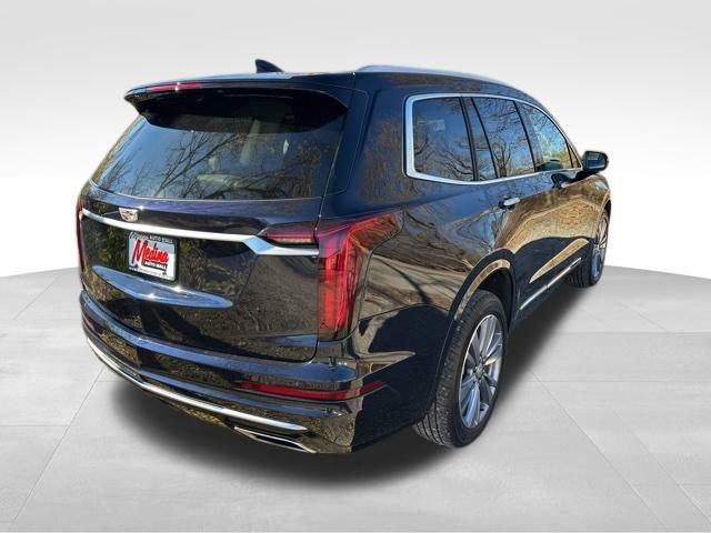 2022 Cadillac XT6 Vehicle Photo in MEDINA, OH 44256-9631