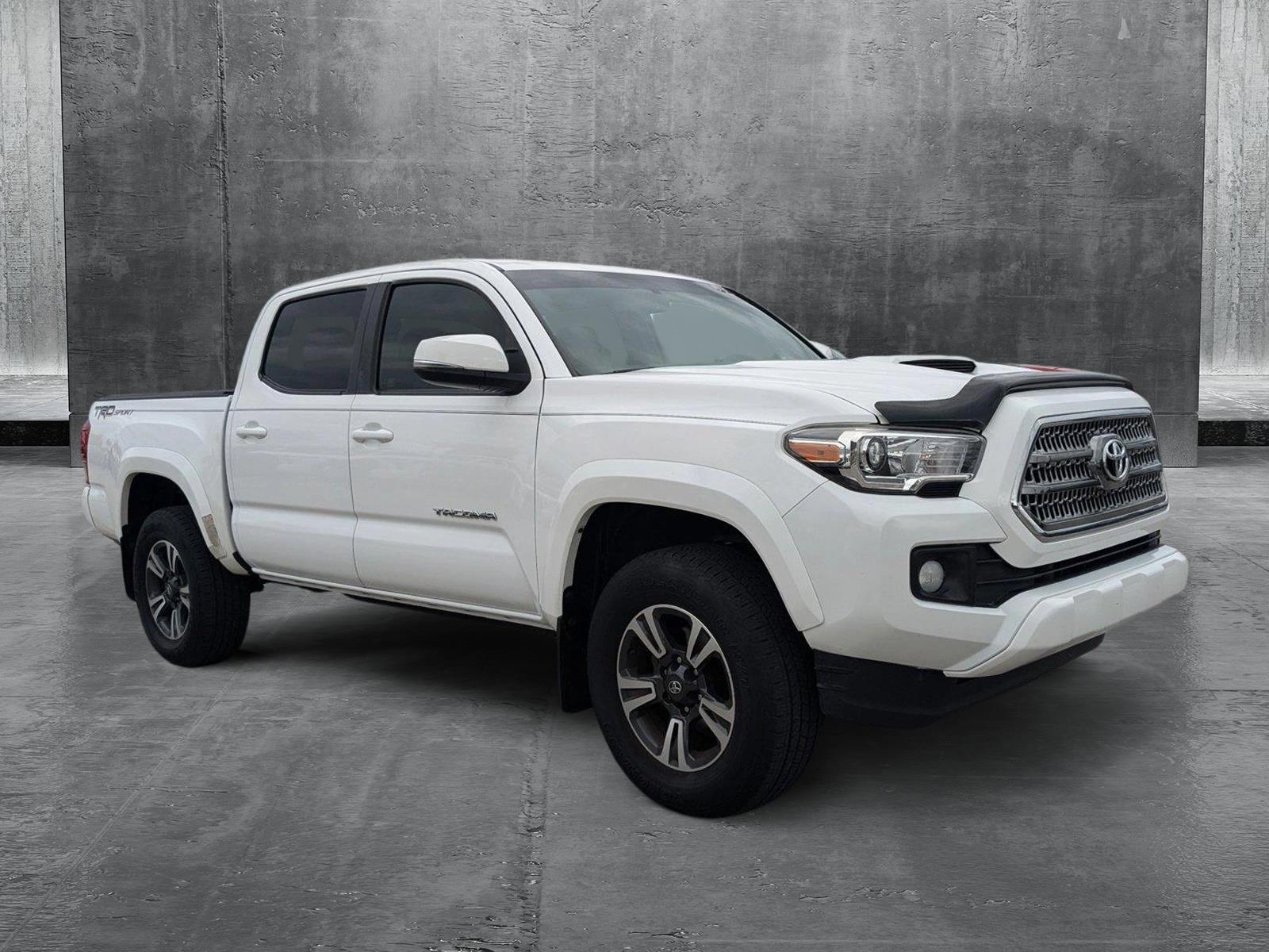 2017 Toyota Tacoma Vehicle Photo in Winter Park, FL 32792