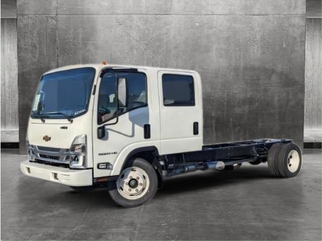 2025 Chevrolet Low Cab Forward 5500 HG Vehicle Photo in GREENACRES, FL 33463-3207