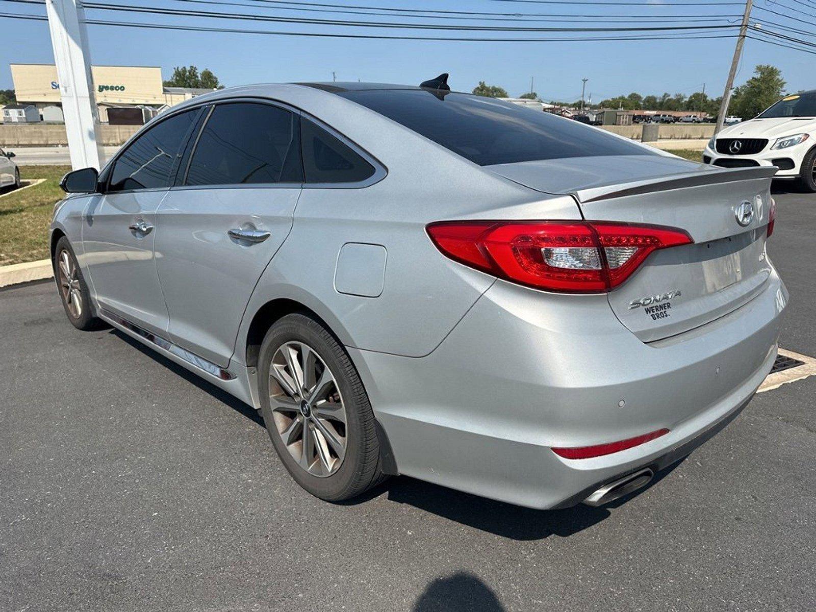 2016 Hyundai SONATA Vehicle Photo in Harrisburg, PA 17111