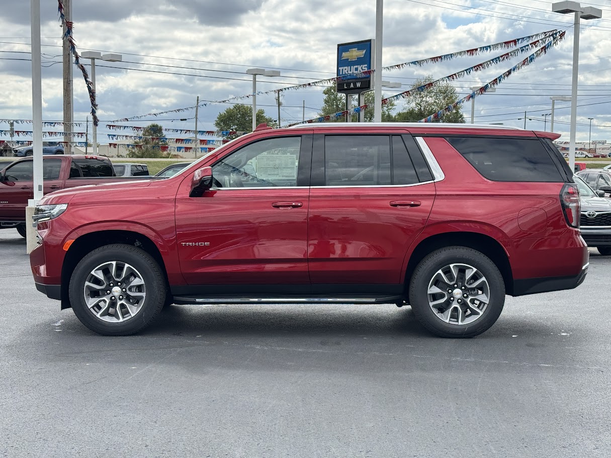 2024 Chevrolet Tahoe Vehicle Photo in BOONVILLE, IN 47601-9633