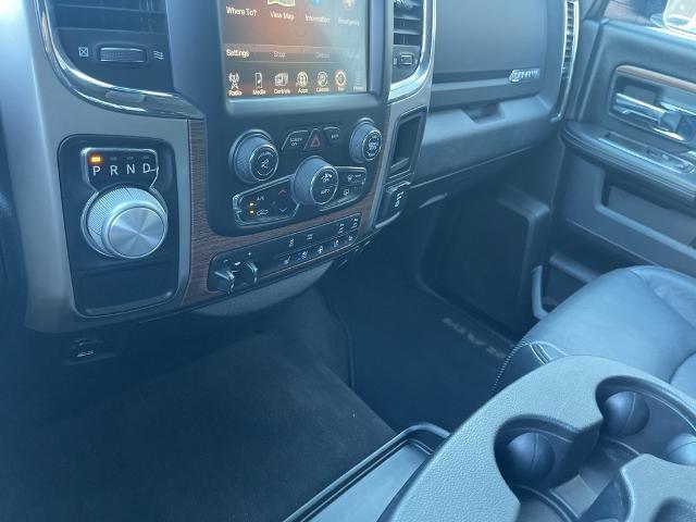 2017 Ram 1500 Vehicle Photo in VENTURA, CA 93003-8585