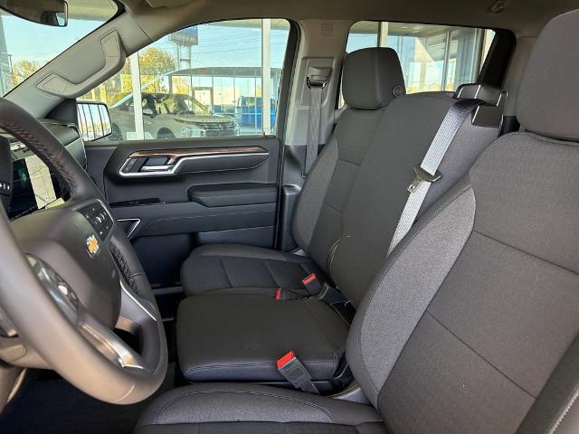 2025 Chevrolet Silverado 1500 Vehicle Photo in MANHATTAN, KS 66502-5036