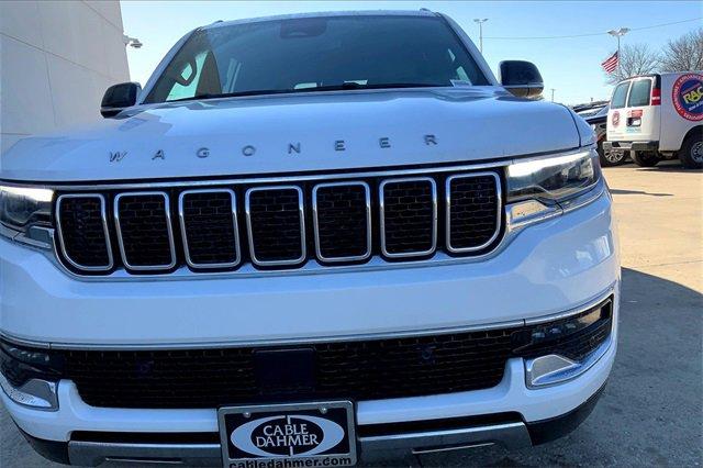 2023 Jeep Wagoneer L Vehicle Photo in TOPEKA, KS 66609-0000