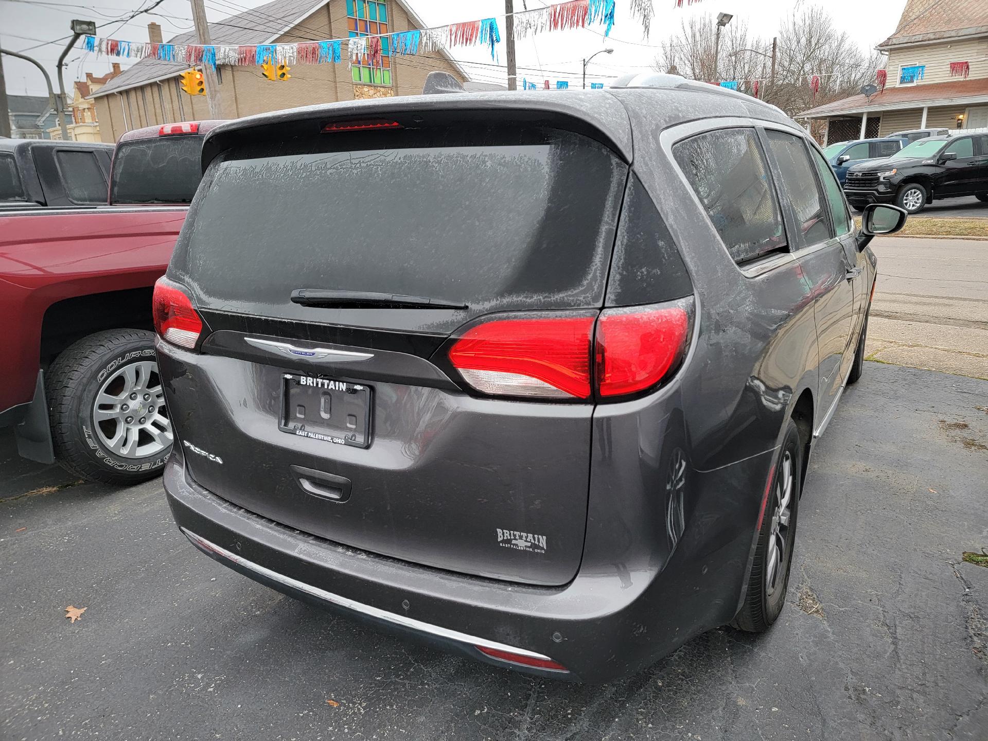 Used 2019 Chrysler Pacifica Touring L Plus with VIN 2C4RC1EG3KR715065 for sale in East Palestine, OH