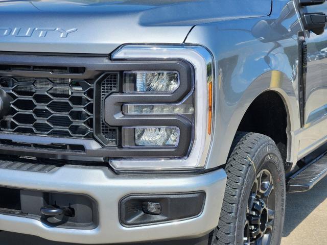 2024 Ford Super Duty F-250 SRW Vehicle Photo in Pilot Point, TX 76258-6053