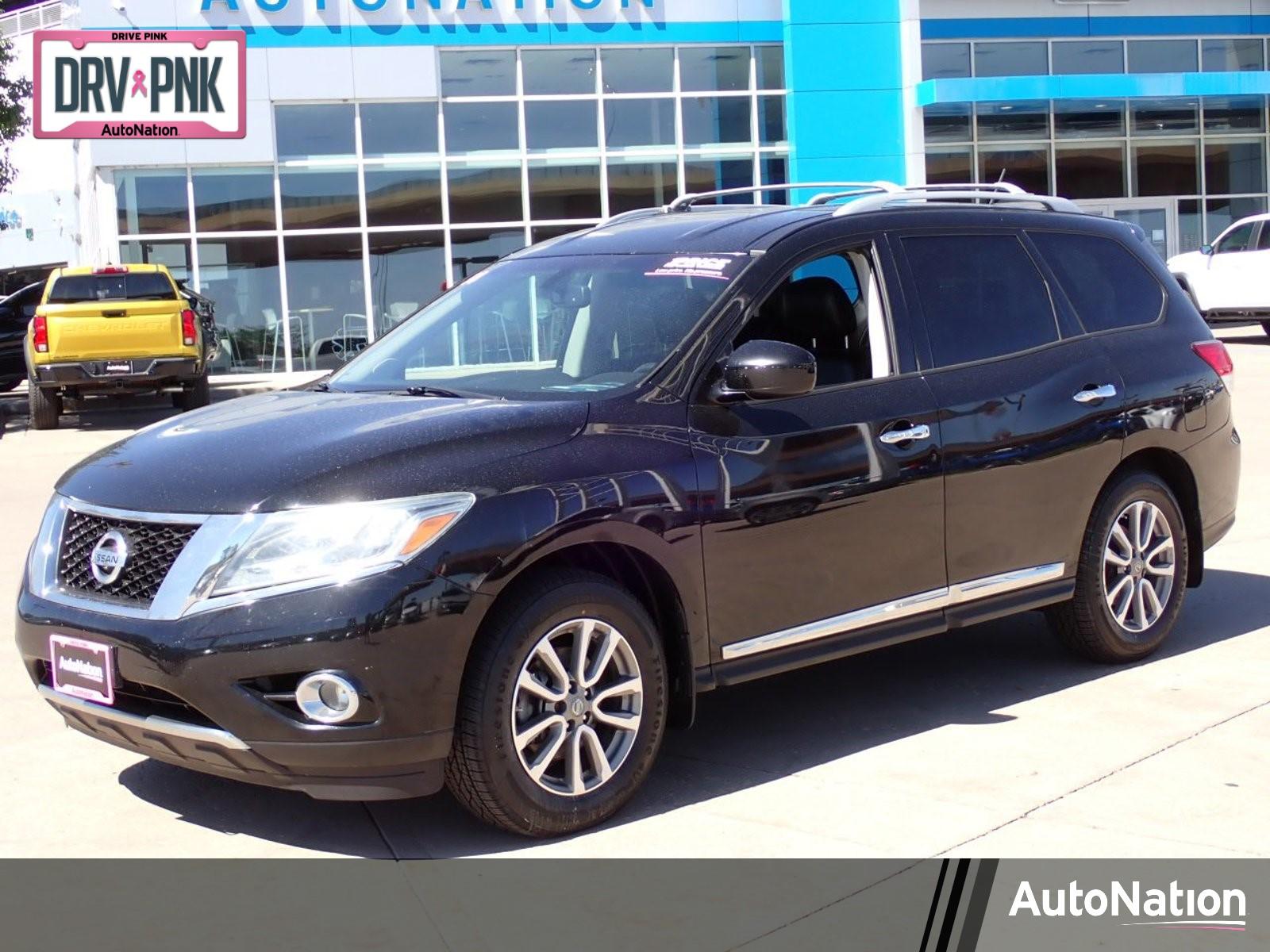 2014 Nissan Pathfinder Vehicle Photo in DENVER, CO 80221-3610