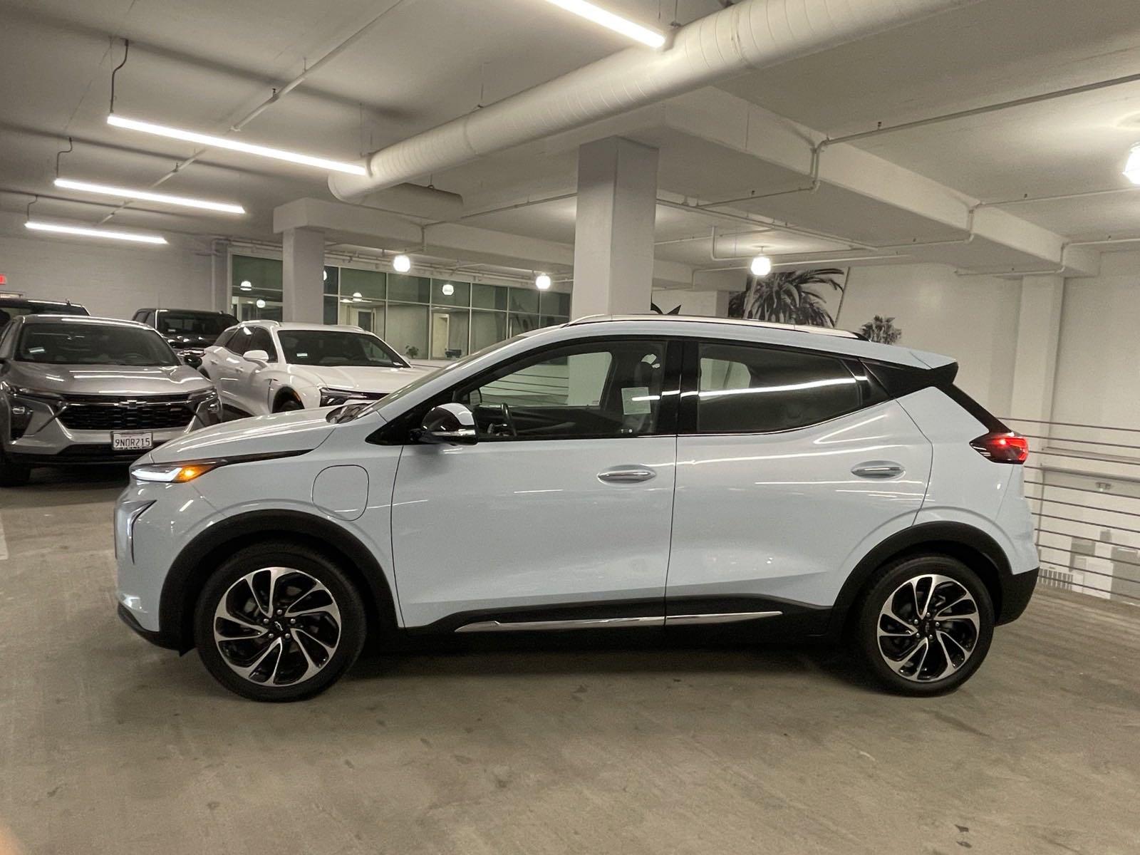 2022 Chevrolet Bolt EUV Vehicle Photo in LOS ANGELES, CA 90007-3794