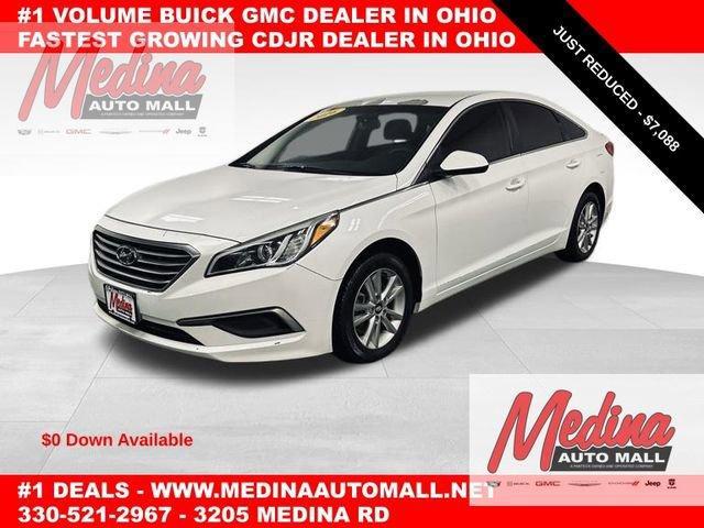 2016 Hyundai Sonata Vehicle Photo in MEDINA, OH 44256-9631