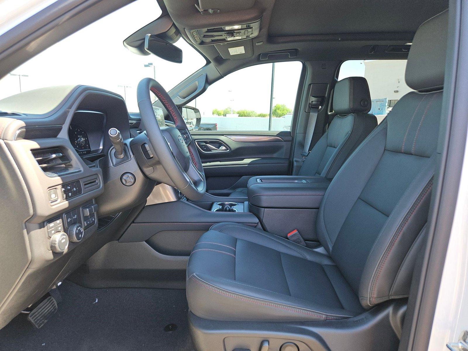 2024 Chevrolet Suburban Vehicle Photo in PEORIA, AZ 85382-3715