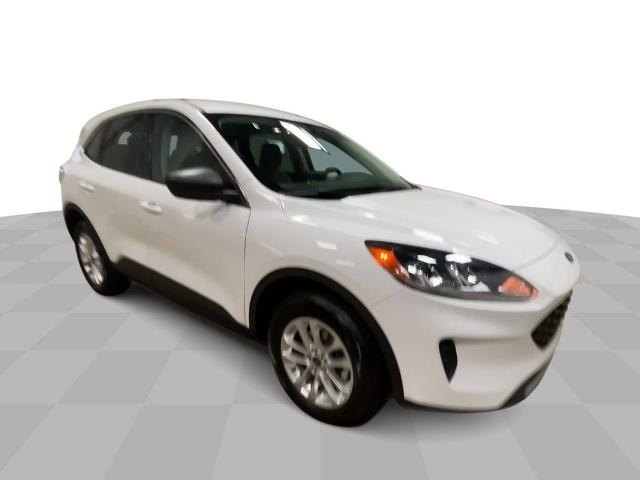 Used 2022 Ford Escape SE with VIN 1FMCU9G63NUB70137 for sale in Manchester, IA