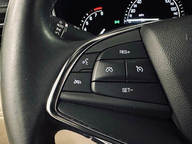 2018 Cadillac XT5 Vehicle Photo in MEDINA, OH 44256-9631