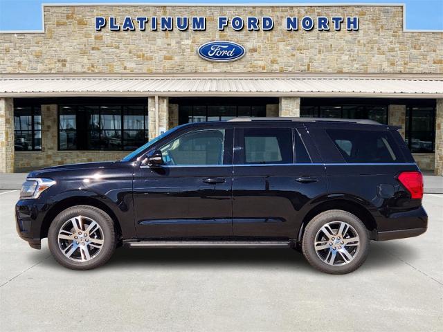 2024 Ford Expedition Vehicle Photo in Pilot Point, TX 76258