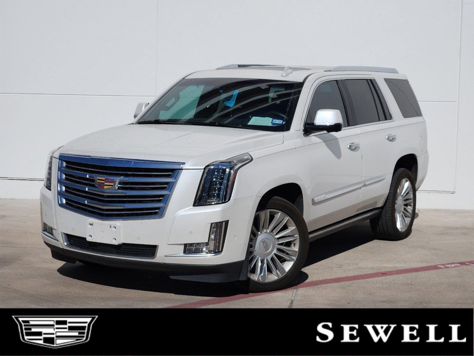 2017 Cadillac Escalade Vehicle Photo in GRAPEVINE, TX 76051-8302