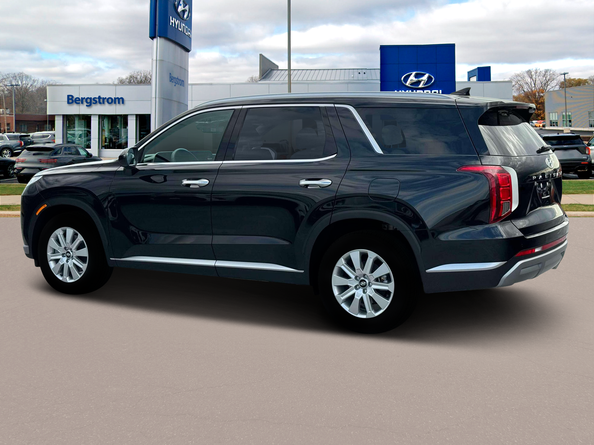 2025 Hyundai PALISADE Vehicle Photo in Green Bay, WI 54304