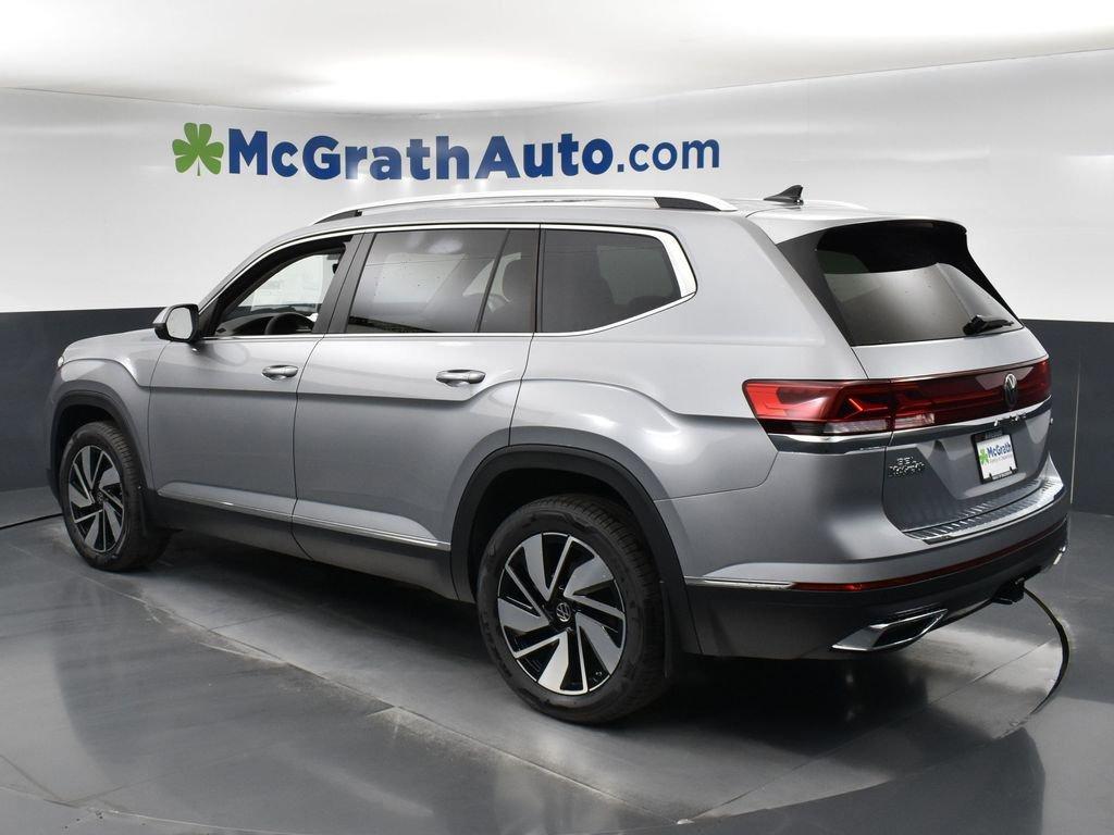 2024 Volkswagen Atlas Vehicle Photo in Marion, IA 52302