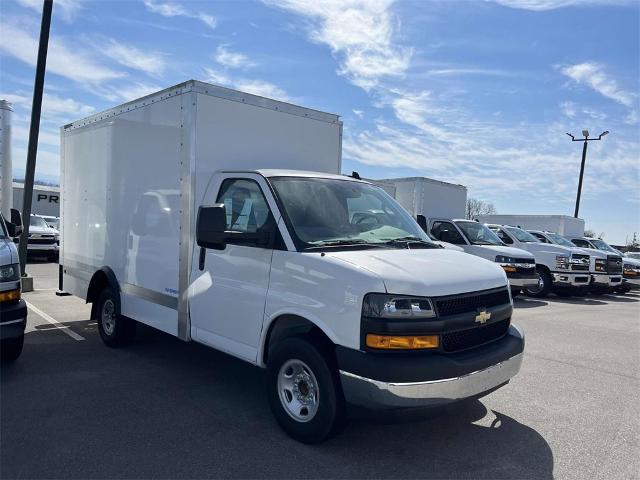 2023 Chevrolet Express Commercial Cutaway Vehicle Photo in ALCOA, TN 37701-3235