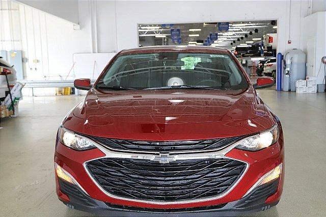 2025 Chevrolet Malibu Vehicle Photo in MEDINA, OH 44256-9001