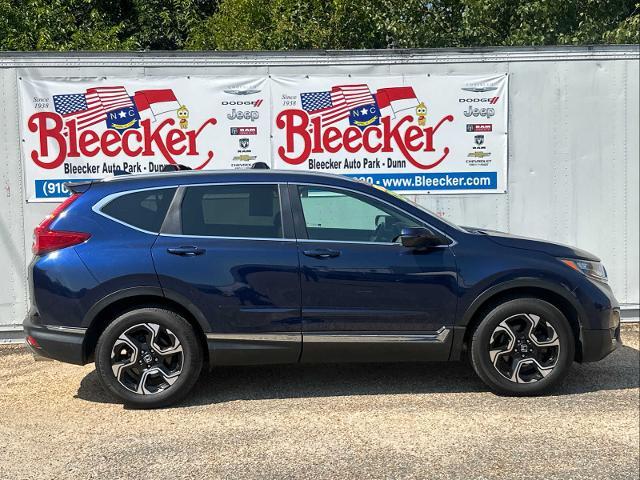 2017 Honda CR-V Vehicle Photo in DUNN, NC 28334-8900