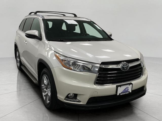 2016 Toyota Highlander Vehicle Photo in Appleton, WI 54913