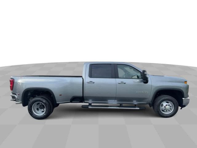 2025 Chevrolet Silverado 3500 HD Vehicle Photo in THOMPSONTOWN, PA 17094-9014