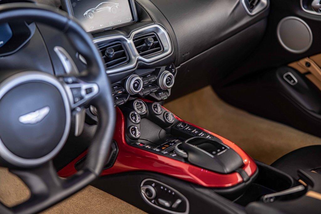 2019 Aston Martin Vantage Vehicle Photo in Plainfield, IL 60586