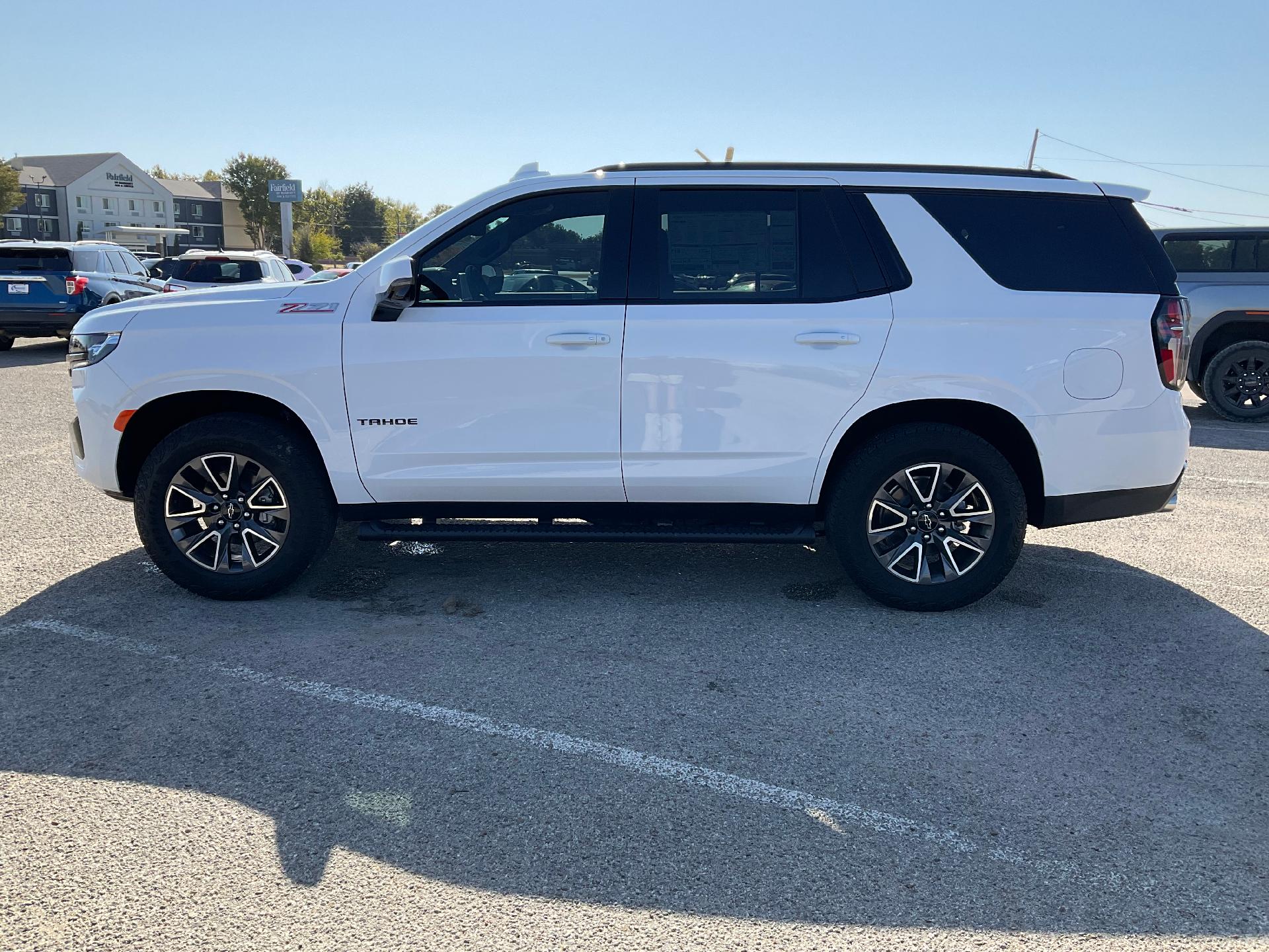 2024 Chevrolet Tahoe Vehicle Photo in PONCA CITY, OK 74601-1036