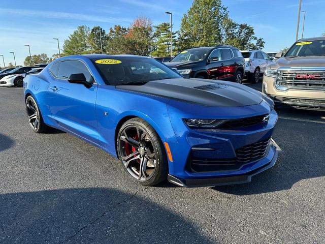 2022 Chevrolet Camaro Vehicle Photo in COLUMBIA, MO 65203-3903