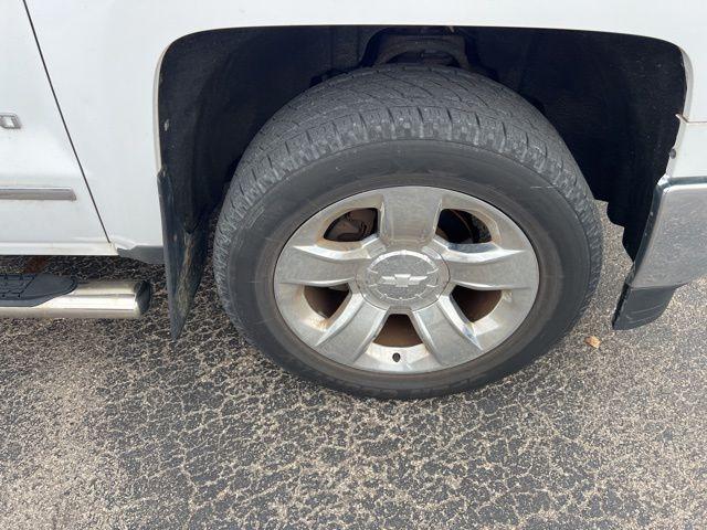 2015 Chevrolet Silverado 1500 Vehicle Photo in Cedar Rapids, IA 52402