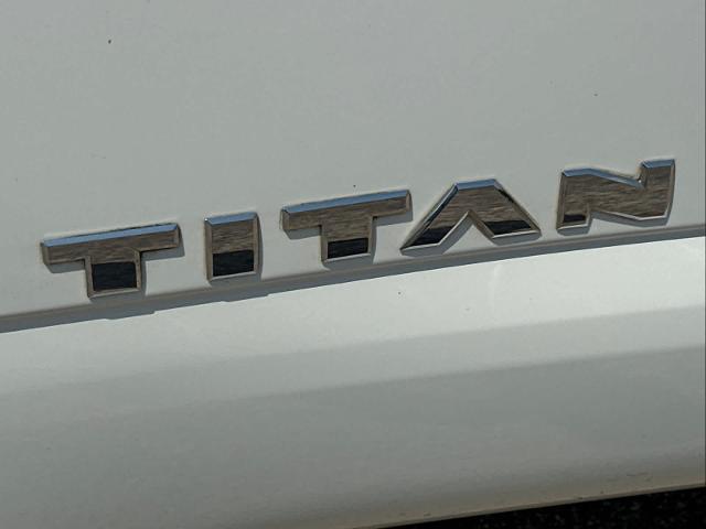 2017 Nissan Titan Vehicle Photo in DUNN, NC 28334-8900