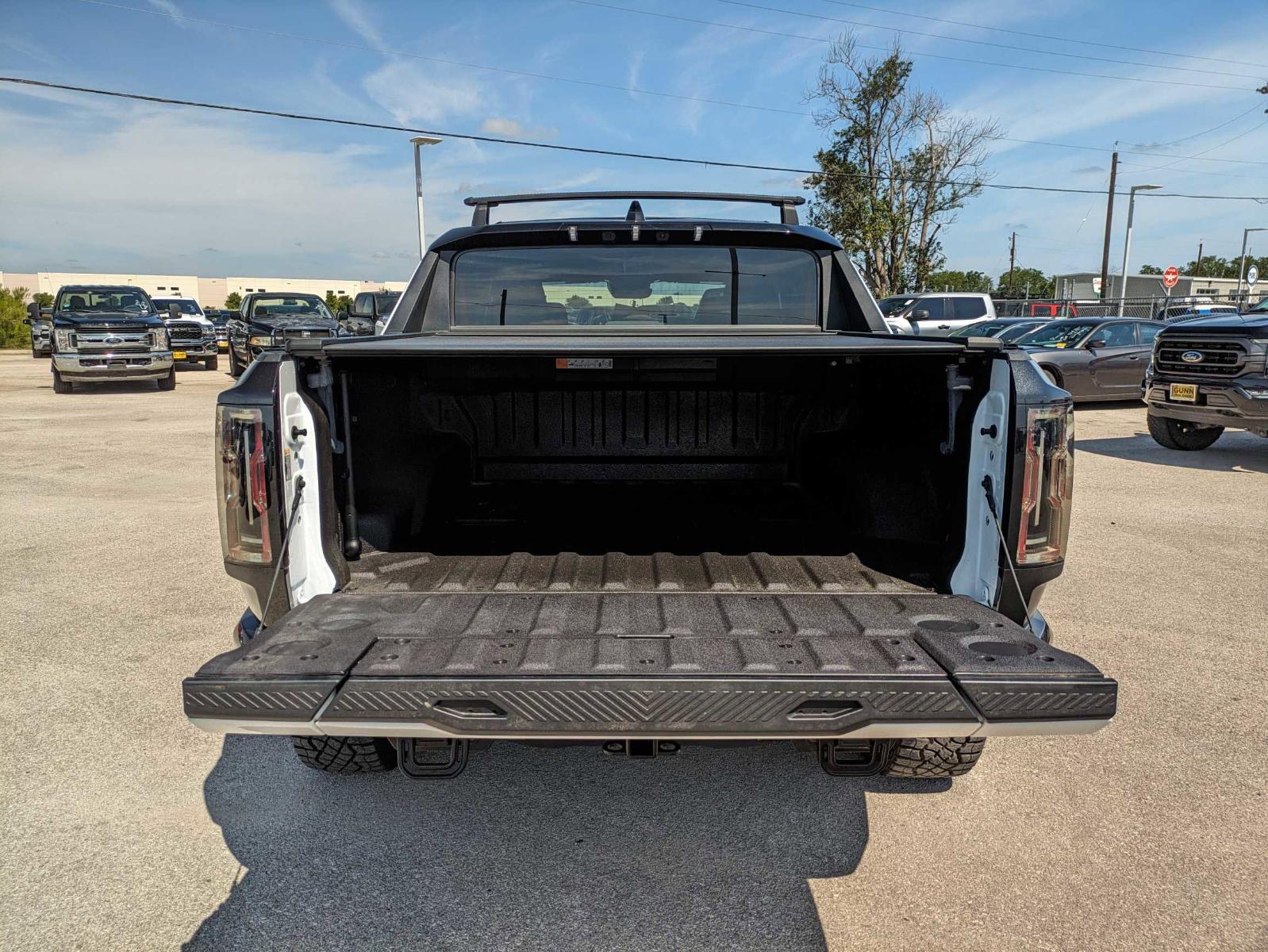 2022 GMC HUMMER EV Vehicle Photo in Seguin, TX 78155