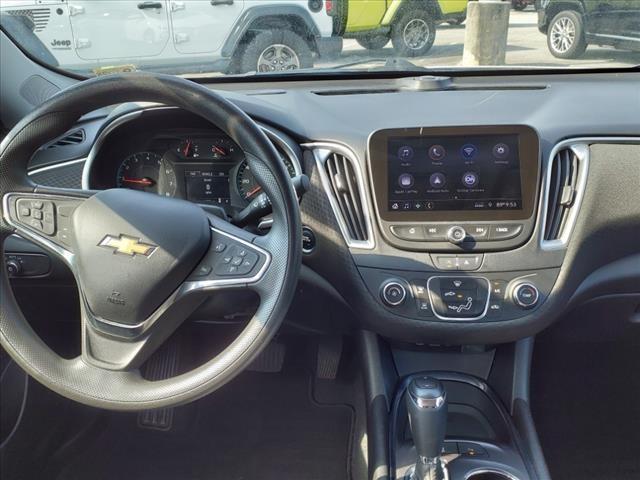 2020 Chevrolet Malibu Vehicle Photo in South Hill, VA 23970