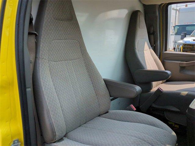 2018 GMC Savana Commercial Cutaway Vehicle Photo in PASADENA, CA 91107-3803